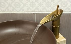 Femme Noir Luxury Spa Experience